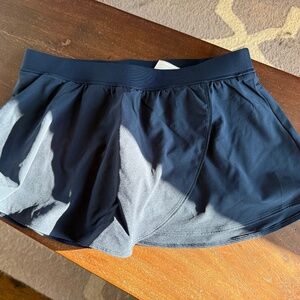 Gilly Hicks Active Skortie size small